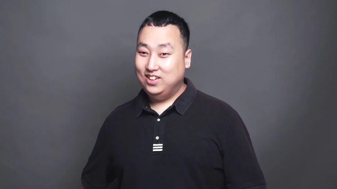 看不见世界的程序员，开发了一款“吃鸡”