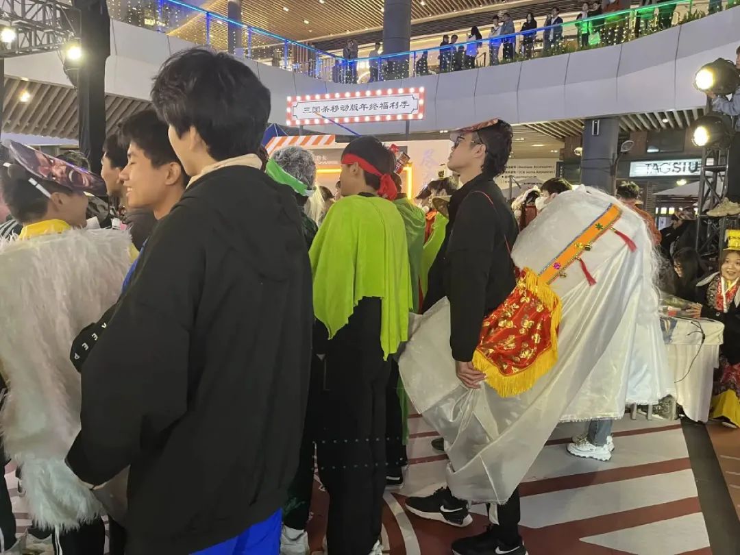 现场看了一大批「抽象」cos，我感觉这款经典游戏对味了